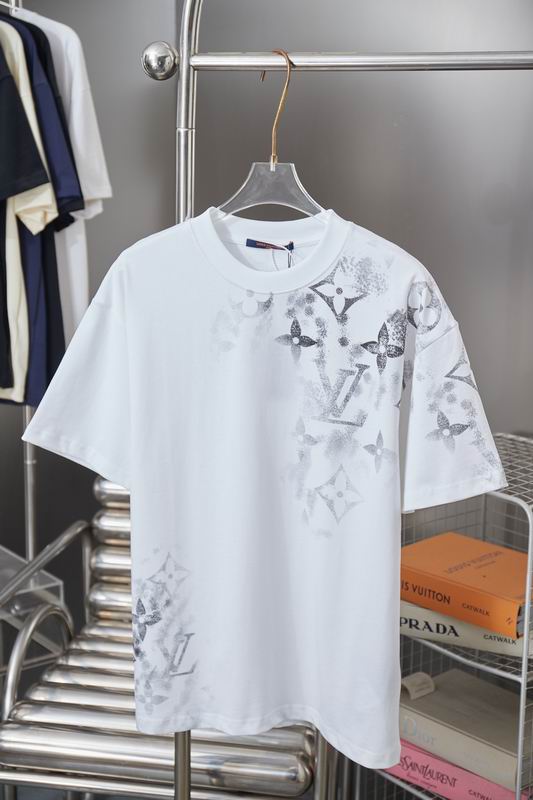 Louis Vuitton T-Shirt Unisex ID:20260604-307